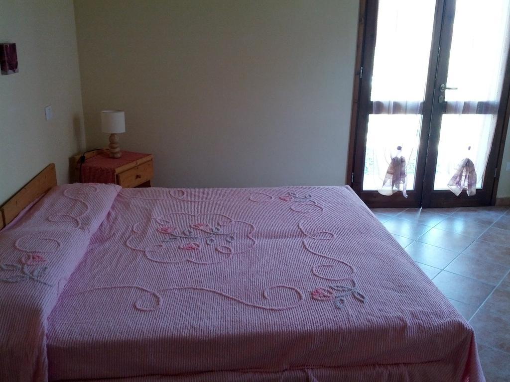 Agriturismo Il Canterino 구아르디스탈로 외부 사진
