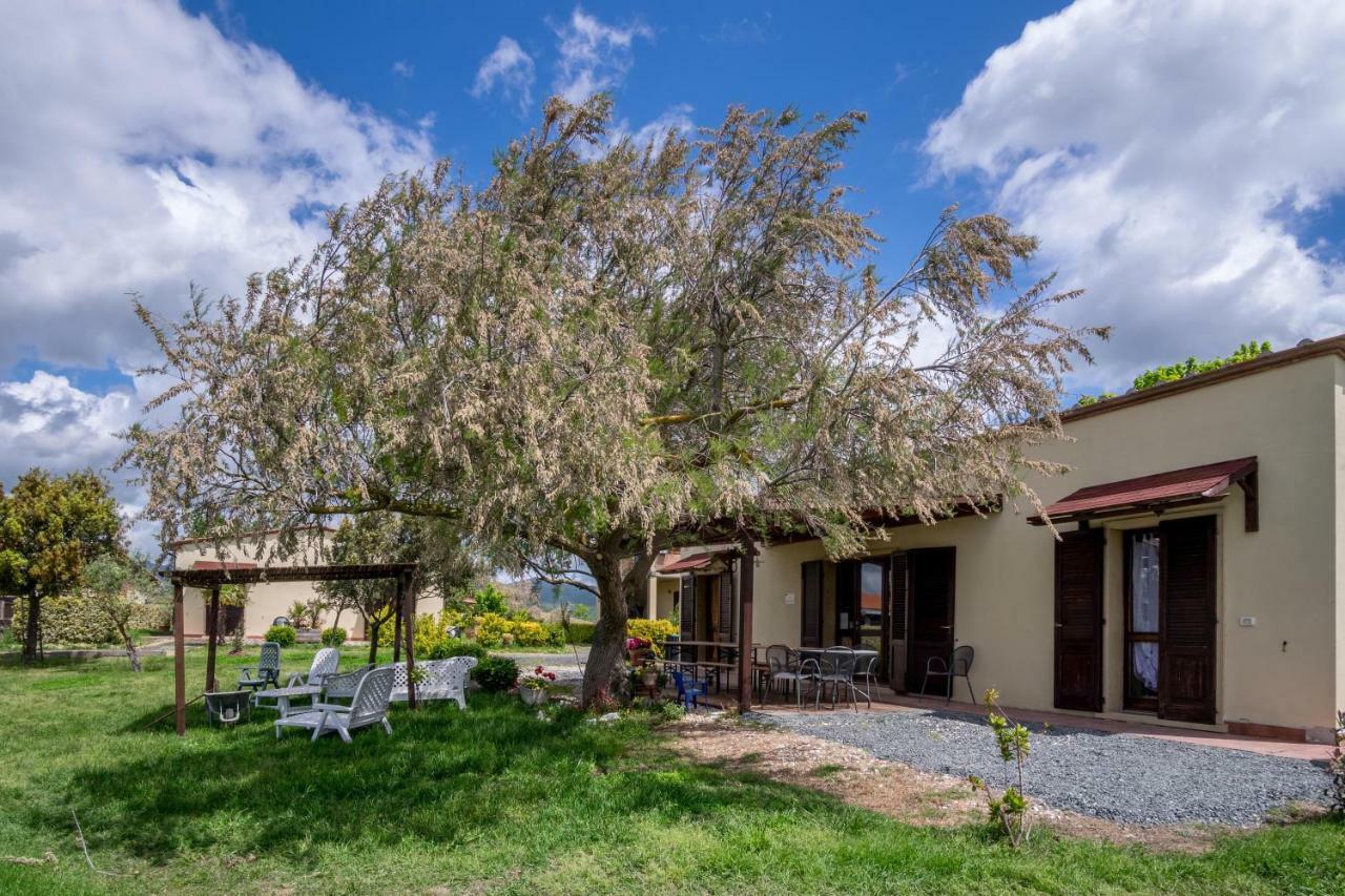 Agriturismo Il Canterino 구아르디스탈로 외부 사진